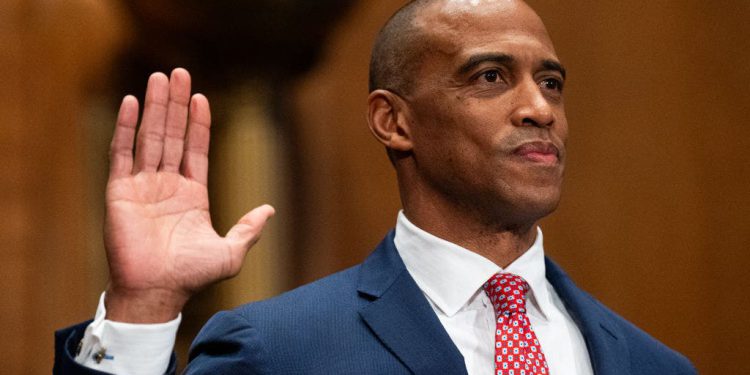 Scoop: HUD otkriva koliko je zaposlenika spakiralo svoje torbe i uzeo najnoviju ponudu odgođene ostavke