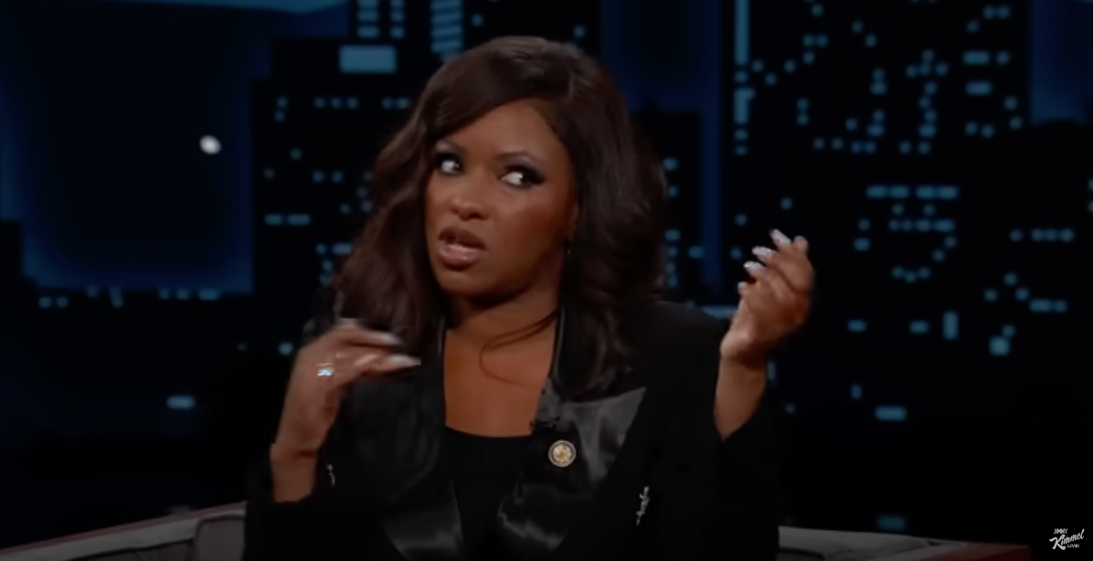 Veleposlanik Jasmine Crockett kaže da će 'apsolutno' ići glavom protiv Trumpa u IQ testu