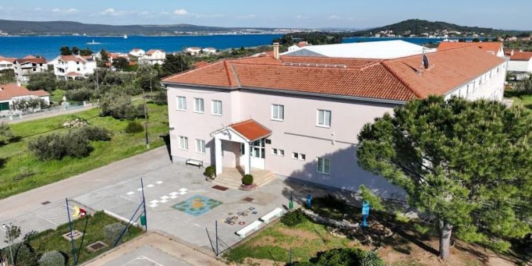 Školska kuhinja stiže u Neviđane na Pašmanu