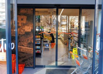 Slobodna Dalmacija – Donosimo popis trgovina u vašem kvartu koje rade ovu nedjelju. S trgovačkim centrima nećete se usrećiti