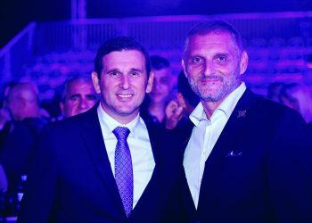 Slobodna Dalmacija – Šef splitskog HDZ-a komentirao svog zamjenika Budimira: ‘Sam je rekao da će sve srušiti!’ Dotaknuo se i njegove ostavke