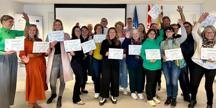 Splitsko-dalmatinska županija razvija novi oblik turizma s vodičima–istraživačima obiteljskih korijena i lokalne povijesti