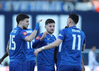 Sportske novosti – ANKETA: Tko je vaš favorit za novog Dinamovog trenera? Najnovije ime na popisu podijelilo je plavi puk