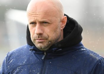 Sportske novosti – Bez obzira na turopoljski krah, Perković ostaje trener do kraja sezone. Ali mora mijenjati igrače…