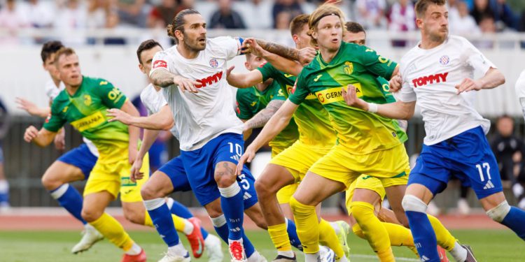 Sportske novosti – ‘Dinamo bi prije dvije godine ovo osvojio s 20 bodova prednosti. Hajduk? Bez Livaje bi bio pri dnu…’