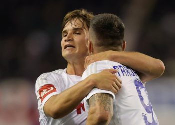 Sportske novosti – Drama Hajdukova ratnika, ne želi opet na zub Gattusu: Upao u šaht i pao s bicikla, pa protrčao cijeli grad