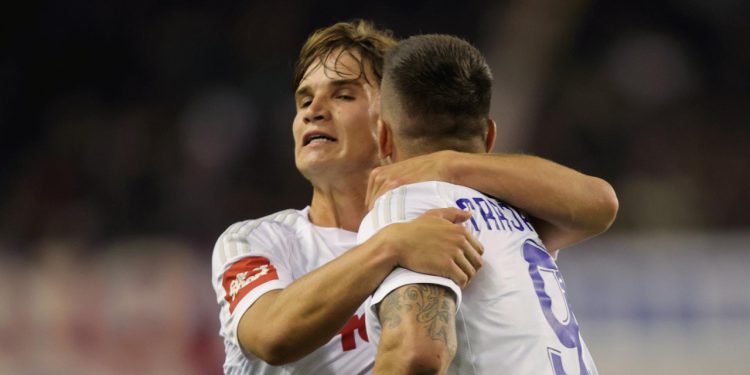 Sportske novosti – Drama Hajdukova ratnika, ne želi opet na zub Gattusu: Upao u šaht i pao s bicikla, pa protrčao cijeli grad