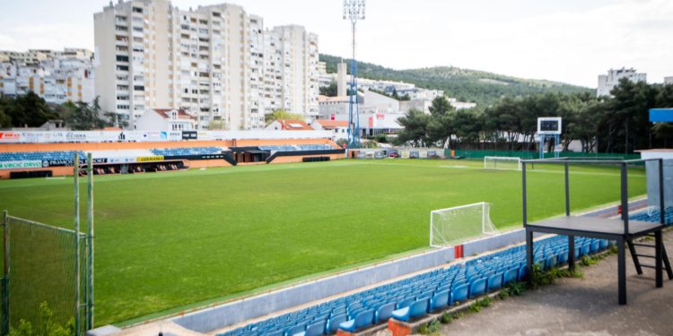 Sportske novosti – Drama je dostigla vrhunac: Igrači Šibenika treniraju sami, odigravanje utakmice protiv Osijeka pod upitnikom