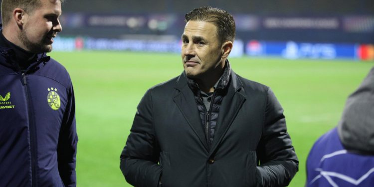 Sportske novosti – FOTO: Cannavaro objavio prvi ‘selfie’ od odlaska iz Dinama, dane provodi radeći ono za što nije imao vremena