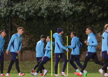 Sportske novosti – FOTO Dinamova trenirka s ‘daškom’ Dalmacije: Navijači Modrih ljuti, je li moguće da je ovo netko odobrio?