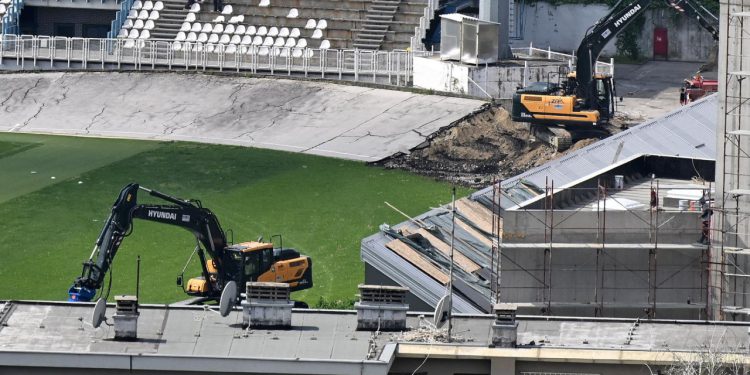Sportske novosti – FOTO: Pogledajte kako danas izgleda stadion u Kranjčevićevoj! Krenula je rekonstrukcija kultnog zdanja
