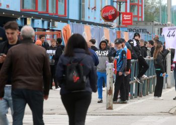 Sportske novosti – FOTO/VIDEO Ludnica u Varaždinu: Grad pod opsadom, stadion rasprodan, Torcida protestira