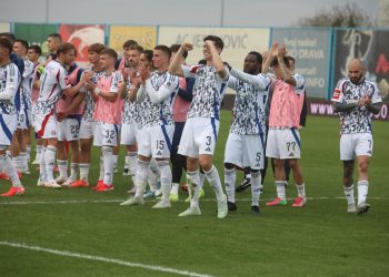 Sportske novosti – Hajduk opet može zahvaljivati nebesima, a Gattuso će teško objasniti svoj potez