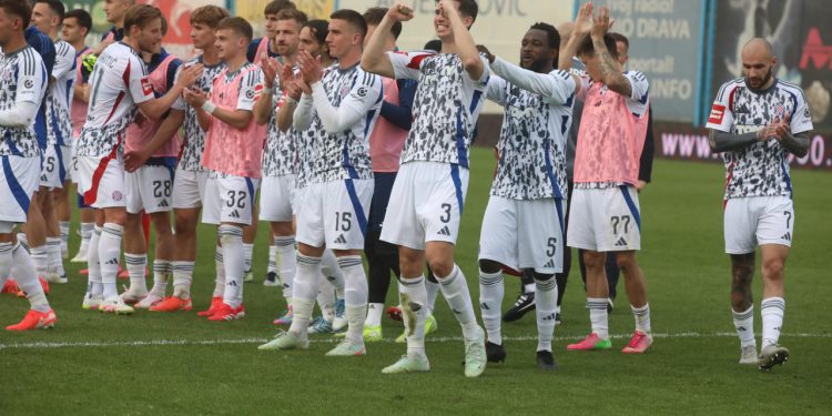 Sportske novosti – Hajduk opet može zahvaljivati nebesima, a Gattuso će teško objasniti svoj potez