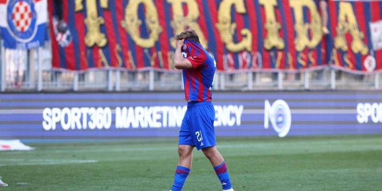 Sportske novosti – Hajdukov komentator u očaju nakon novog posrtaja Bijelih: ‘Gospodo, nemojmo se sramotiti. Idemo kući…’