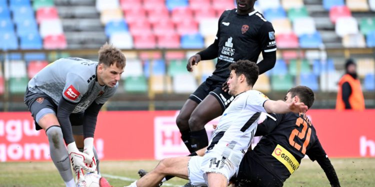 Sportske novosti – Ista dva kluba opet se bore za ostanak u SHNL-u: Kome će sad uspjeti spasonosna misija?