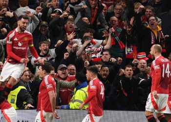 Sportske novosti – Legende u šoku nakon najluđe utakmice sezone: ‘Ovo još nisam vidio, a navijači su već napuštali stadion’