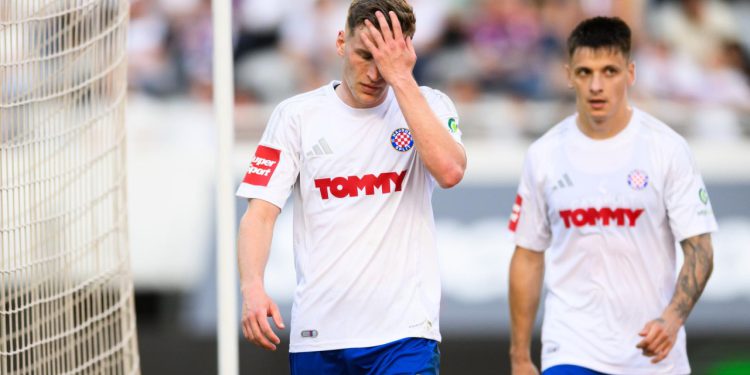 Sportske novosti – Napadač Bijelih otkrio zašto je došao na Poljud: ‘Nisam znao koliko je Hajduk velik klub’