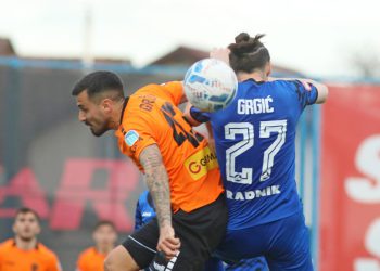 Sportske novosti – Nogometaši Šibenika ipak nisu dobili obećanu plaću! Teški dani se nastavljaju, a slijedi Dinamo…