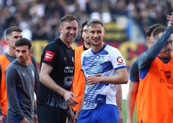 Sportske novosti – Obrana Osijeka ostavila Bijele bez udarca u okvir do 95. minute, hajdučki ofenzivci nevidljivi