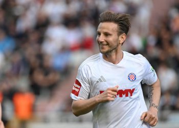 Sportske novosti – Pogledajte kako umjetna inteligencija vidi Ivana Rakitića: ‘Odmah bih ovo kupila’