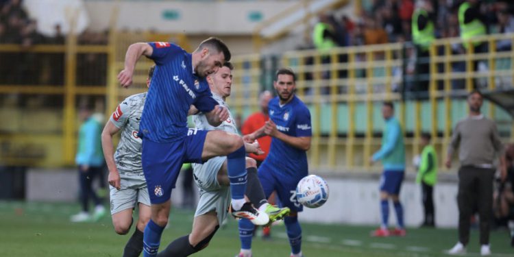 Sportske novosti – Porazni podatak koji govori sve o igri Dinama i borbi za titulu: Modri su samo jednom kiksali više nego ove sezone