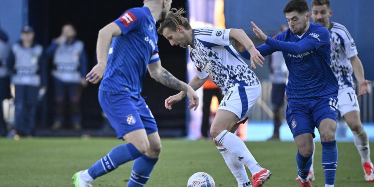 Sportske novosti – Rijeka ima najmanje šanse za naslov prvaka iako je i dalje prva na tablici?! Evo kako kladionice vide HNL utrku