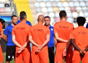 Sportske novosti – Šibenik ipak ne ostaje bez bodova? HNS primio važnu poruku: Platili smo dugove dvojici trenera