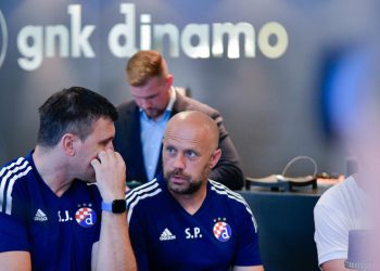 Sportske novosti – Što će promijeniti novi trener? Kad je debitirao na klupi, potvrdilo se da Dinamo baš i nije tako moćan…