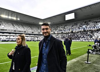 Sportske novosti – Susjedi objavili ponoćnu senzaciju o novom treneru Dinama, Andy Bara nam otkriva pravu istinu: ‘Europska elita!’