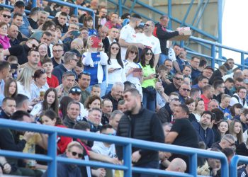 Sportske novosti – U Koprivnici bez uobičajenog navijanja!? Tribina cijelo poluvrijeme poluprazna, evo zašto je Torcida zakasnila
