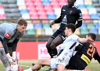 Sportske novosti – UŽIVO: Šibenčani ‘kupuju’ nadu, a Velikogoričani spas. Stigli su sastavi