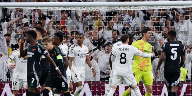 Sportske novosti – VIDEO Arsenal propustio veliku priliku! Sudac pokazao na bijelu točku, Saka ‘počastio’ Real groznim penalom