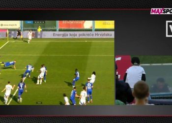 Sportske novosti – VIDEO Pogledajte zašto je sudac promijenio odluku i dosudio penal za Hajduk: Je li Pajač ispravno postupio?