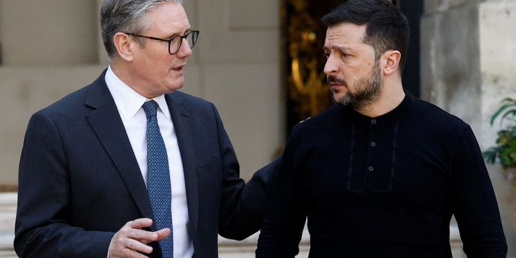 Starmer govori Zelenskim danima prije sastanka vojnih vođa