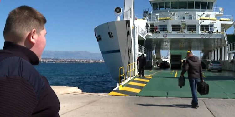 Stjepan ima 11 godina, živi u mjestu Kali na Ugljanu i najviše od svega voli