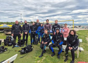 Studenti ronioci očistili podmorje uvale Bura Bura-Salbunić u Ližnjanu