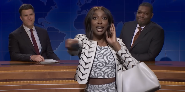 Subota navečer uživo cenzori publike profane tijekom segmenta ažuriranja vikenda Ego NWODIM