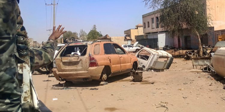 Sudan Paramilitaries ubijaju najmanje 100 ljudi u napadu na kampove hit gladi