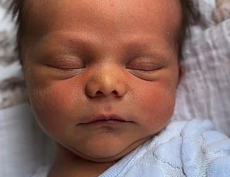 TOWIE zvijezda Shelby Tribble rodi dok dijeli vrlo neobično ime nakon što dočeka drugo dijete sa Samom Mucklowom