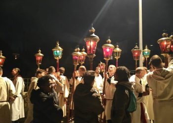 TRADICIJA DUGA VIŠE OD 500 GODINA Večeras se na Hvaru održava procesija “Za križen”