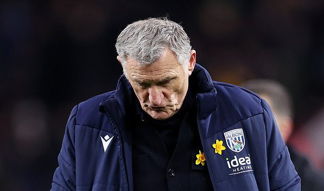 Tony Mowbray otkriva da su se njegova djeca ‘uplašili da neće živjeti’ tijekom bitke za rak crijeva