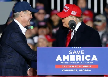 Trump Ally David Perdue prolazi ključnu prepreku Senata na kinesko veleposlaništvo