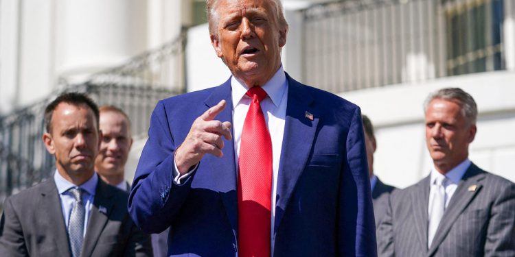 Trump ažuriranja uživo: Predsjednik zastaje recipročne tarife, ali poslovne dužnosti na Kini na 125%