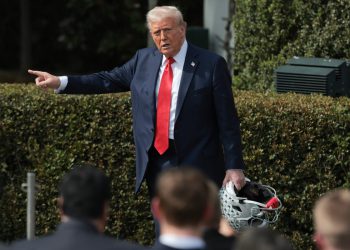 Trump ažuriranja uživo: predsjednik koji istražuje zakonitost deportiranja američkih građana u srednjoameričke zatvore