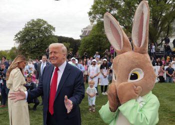 Trump kaže da vodi svijet – RT World News