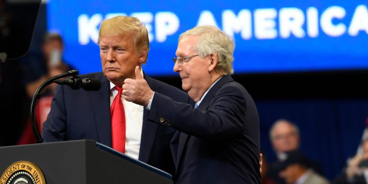 Trump napada četiri ‘nelojalnih’ republikanaca zbog guranja na kanadske tarife u kasnom noćnom ekranu