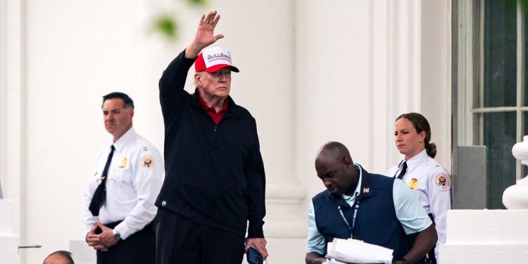 Trump objavljuje bijesnu uskrsnu poruku kako se razvija o Bidenu, ‘radikalno lijevo ludaci’ i ‘slabi’ suci