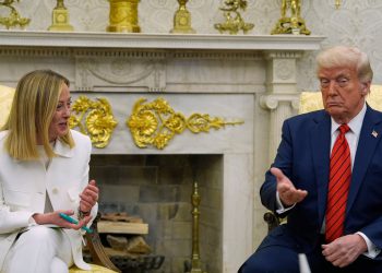 Trump otkriva novi datum za potpisivanje sporazuma o Ukrajinskim mineralima, tjednima nakon što je OVAL Office zasjedao na Zelenskyju, srušio ga