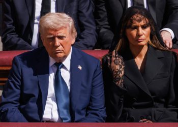 Trump otkriva svoj najbolji izbor za novog pape – sebe